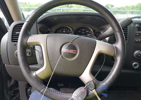 2009 GMC Sierra 1500 Sle z USA, uszkodzony, nr VIN 2GTEC290291133484